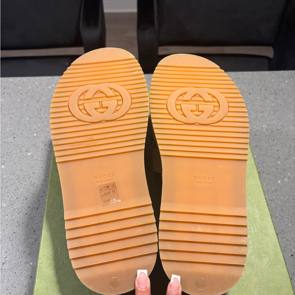 Gucci Women's Tan Monogram Platform Sandals - Picture 5 of 6